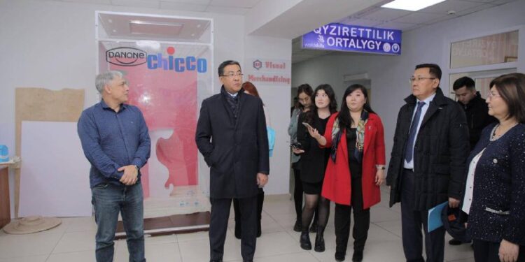 ОБЛЫС ӘКІМІ СЕМЕЙДЕГІ КОЛЛЕДЖДЕРДІ АРАЛАДЫ