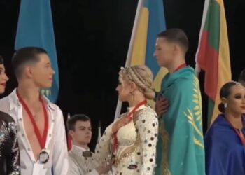 Латвиядағы әлем чемпионатында Қазақстанның ескі әнұраны қосылды (ВИДЕО)