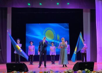 «ЕКІ ЖҰЛДЫЗ» ҮМІТ СЫЙЛАЙДЫ