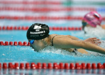 Қазақстандық спортшы жүзуден халықаралық турнирде екі рекорд орнатты