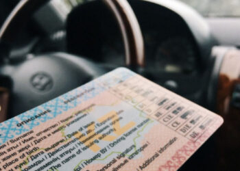 Қазақстанда жүргізуші куәлігін алу қиындай түседі