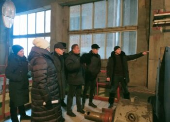 ДЕПУТАТТАР ЖЫЛУ КӨЗДЕРІН АРАЛАДЫ