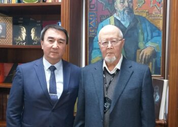 ӨТКІРДІҢ ЖҮЗІ: МҰРАТ ӘУЕЗОВ 80 ЖАСҚА ТОЛДЫ