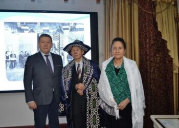 АБАЙ ҰЛАҒАТЫНАН НӘР АЛҒАН ҚАЛАМГЕР