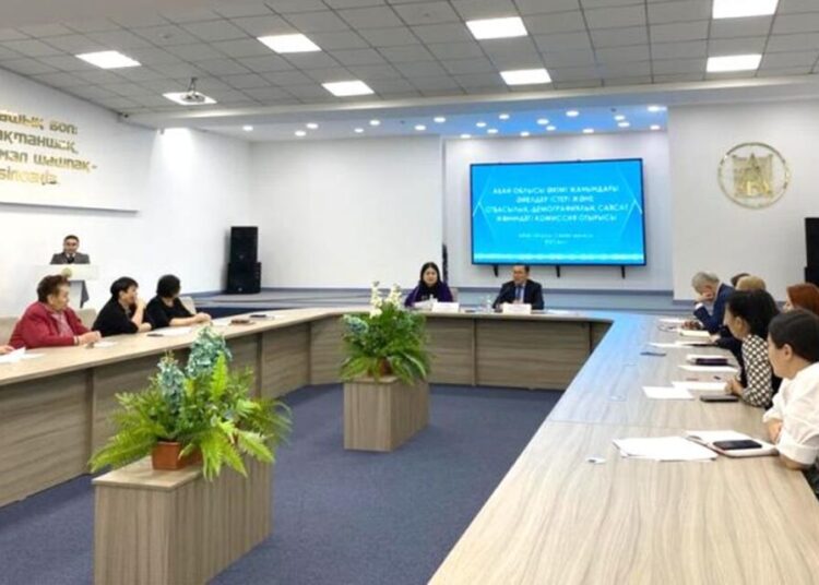 АНА МЕН БАЛАҒА ҚАМҚОРЛЫҚ