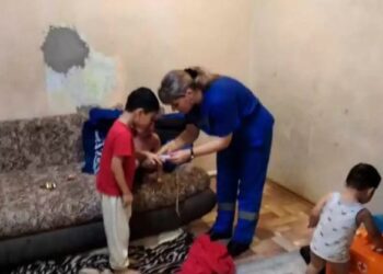 Семейде 5 жасар бала «үйде жалғыз қалғанда» інілерін қауіптен қорғап қалды