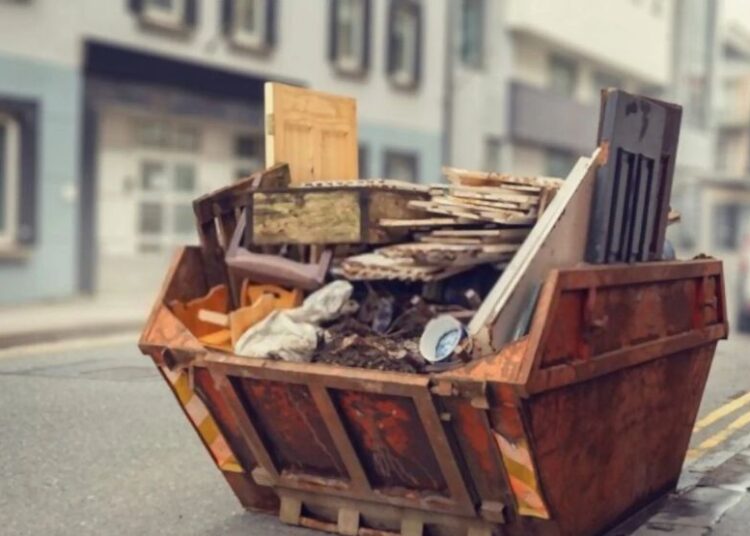 Қазақстанда азаматтар мен заңды тұлғаларға ірі көлемді қоқысты өз бетінше шығару міндеттелді