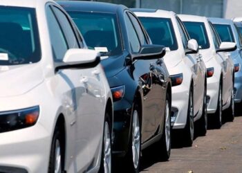 «1,5-2 миллион теңге үнемдедім»: Елімізде шетелдік көліктерді заңдастыру қалай жүріп жатыр