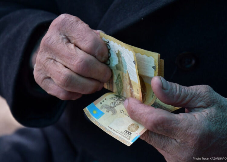 Қазақстандық ең төменгі күнкөріспен эксперимент жасаймын деп 22-ақ күн өмір сүрген