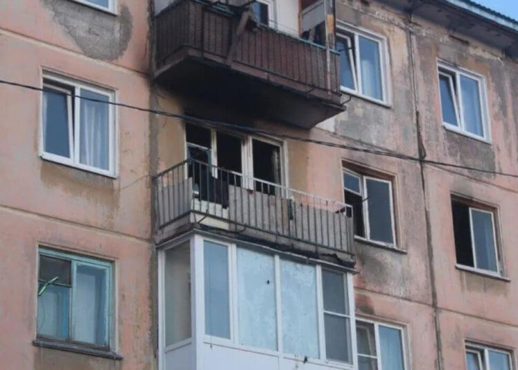 ШҚО-да көпқабатты үйдегі пәтерден өрт шығып, салдарына 3 адам қаза тапты