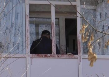 Пәтерден өлі табылған бала мен анасының бұрынғы күйеуі бір күн бұрын өз-өзіне қол салғаны анықталды