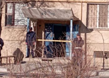 Ақтаудағы сұмдық жағдай: ер адам жауыздықпен үш баласын өлтірген