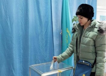 2022 жылғы сурдлимпиада ойындарының күміс жүлдегері Ольга Хижнякова сайлауда дауыс берді