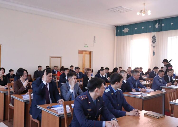 VIII сайланған Семей қаласы мәслихатының бірінші ұйымдастыру сессия отырысы өтті