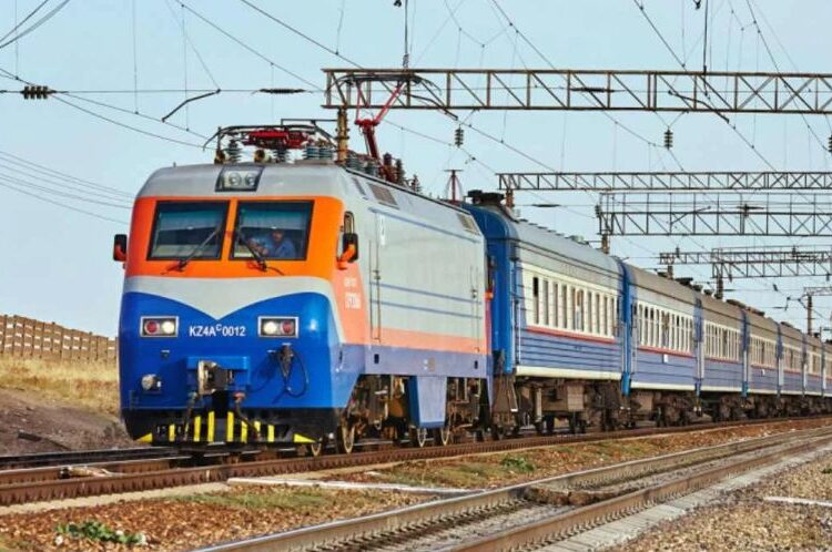 Қазақстанда Қытайдан интернет арқылы сатып алынған тауарларды жеткізуге арналған пойыз іске қосылады