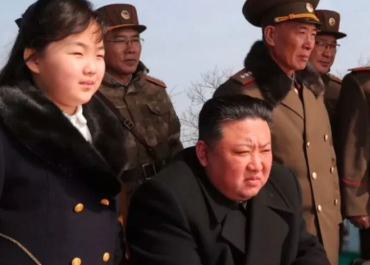 Солтүстік Корея басшысы Ким Чен Ын тақ мұрагерін таңдады