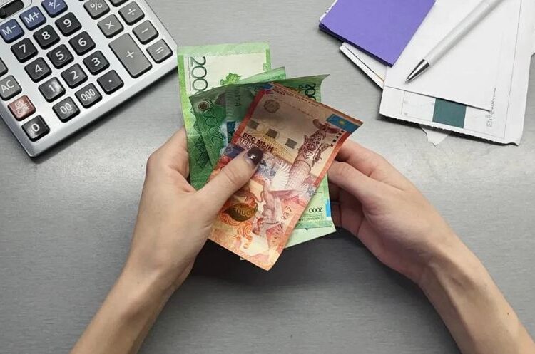 Қазақстанда көпбалалы отбасыларға берілетін мемлекеттік жәрдемақы көбейді