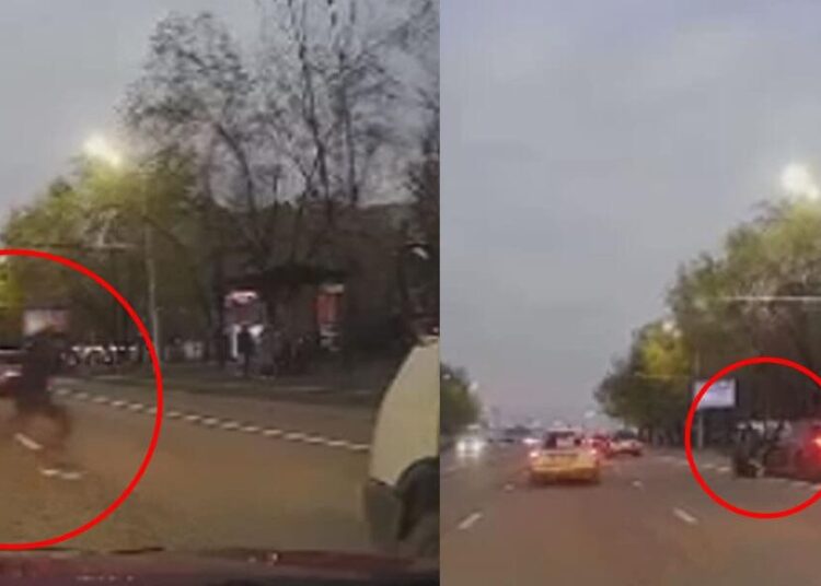 Алматыда жол бойында ауыз ашарға су мен құрма таратып жүрген жігітті көлік қағып кетті