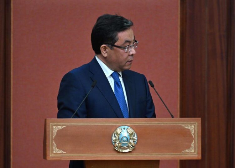 МЕМЛЕКЕТ БАСШЫСЫ АБАЙ ОБЛЫСЫ ӘКІМІНІҢ ЖҰМЫСЫН ЖОҒАРЫ БАҒАЛАДЫ