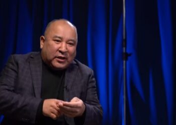 Белгілі актер әйелінен ажырасып кеткенін айтты