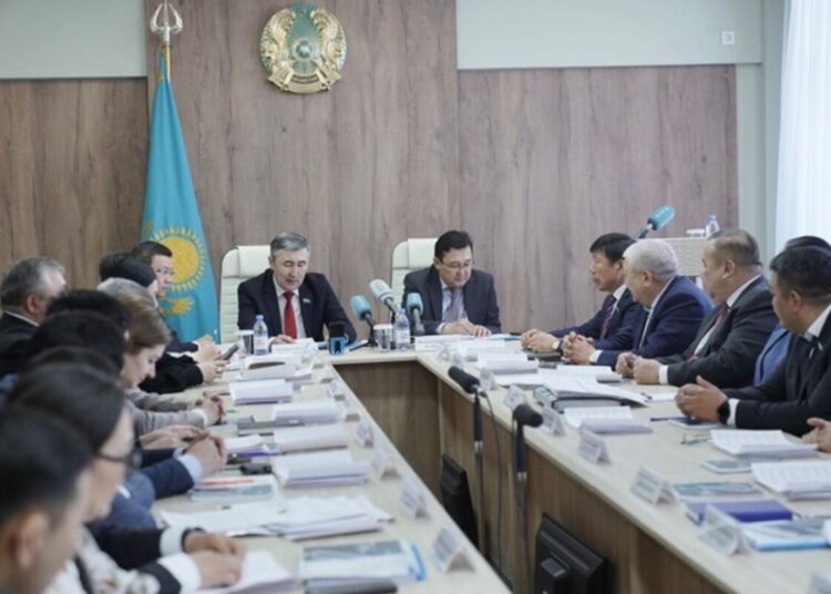 БЮДЖЕТКЕ ӨЗГЕРТУЛЕР ЕНГІЗІЛДІ