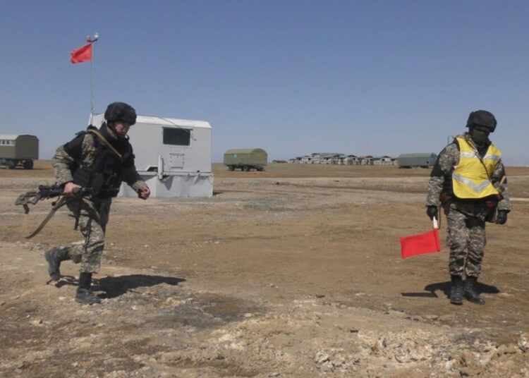 ДАЛАЛЫҚ ОҚУ-ЖАТТЫҒУДЫ АЯҚТАДЫ