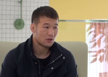 «Базарда грузщик болып, тренировкаға барамын». Шавкат Рахмонов көрген қиындықтары жайлы айтты