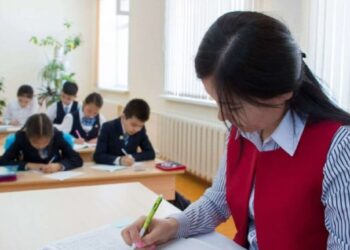 Қазақстанда 5 жыл жұмыс өтілі бар ұстаздарға біліктілік санаты атестаттаусыз-ақ беріледі