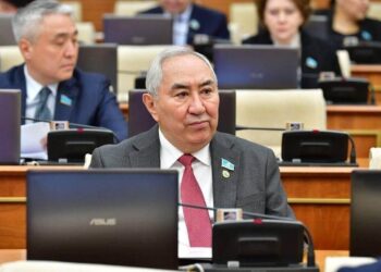 Ұлдары жемқорлық ісі бойынша сотты болған депутатқа мемлекет бюджетін қаншалықты сеніп тапсыруға болады?