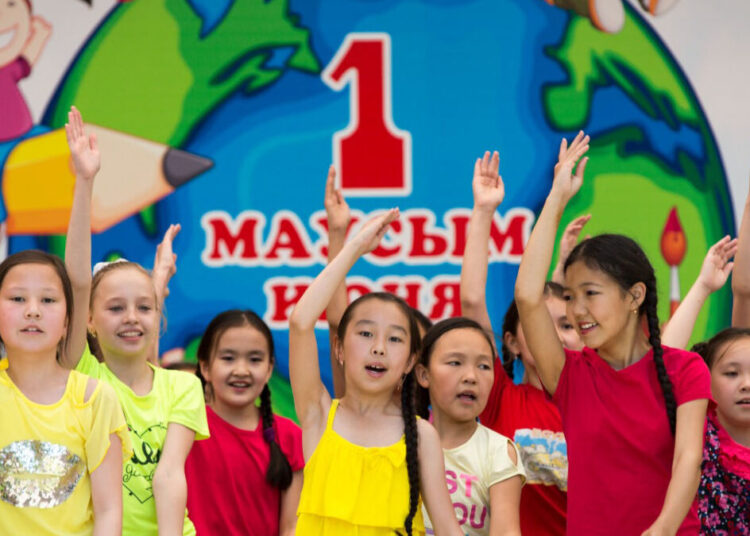 Құрметті семейліктер мен қала қонақтары!