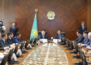 АУЫЛ МҰҒАЛІМДЕРІ ШЕТ ЕЛДЕ ТАҒЫЛЫМДАМАДАН ӨТЕДІ