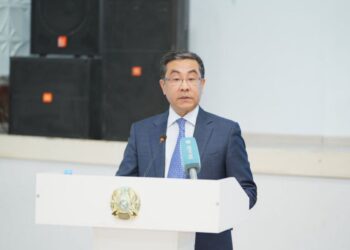 АҚСУАТТЫҢ АЛАР АСУЫ АЛДА