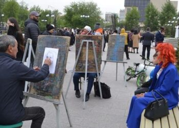 МУЗЕЙ ТҮНІНДЕ