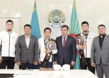Астанада бокстан әлем чемпиондарына үш бөлмелі пәтердің кілті табысталды