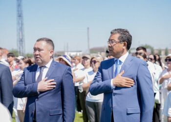 1000-нан аса адам Мемлекеттік Әнұранды шырқады