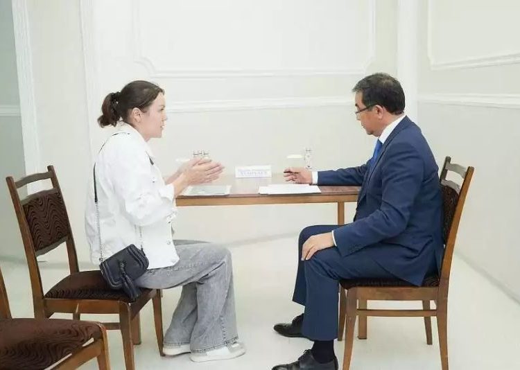 Нұрлан Ұранхаев Семей тұрғындарын жеке қабылдады, басты сауалдың бірі – баспана