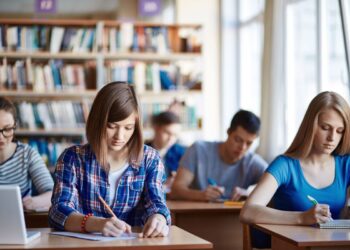 Студенттерге жаз айларында стипендия берілмейтіні рас па?