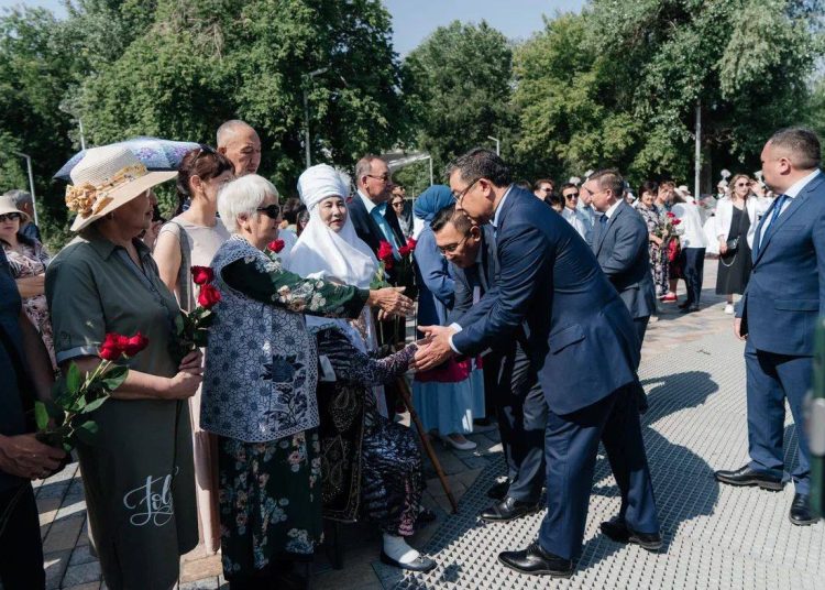 ДАНА РУХЫНА ТАҒЗЫМ