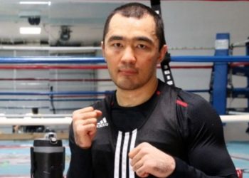 Астанадағы сауда орталығында төбелескен боксшы Бейбіт Шүменовті қандай жаза күтіп тұрғаны белгілі болды