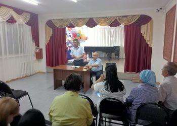 МӘЖІЛІС ДЕПУТАТЫ ЕҢБЕК АРДАГЕРЛЕРІМЕН КЕЗДЕСТІ