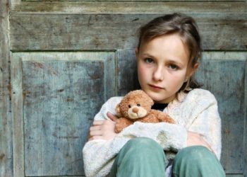 Мені құрбандыққа шалып, өміріммен ойнаған адамның немересін қайтсем екен?