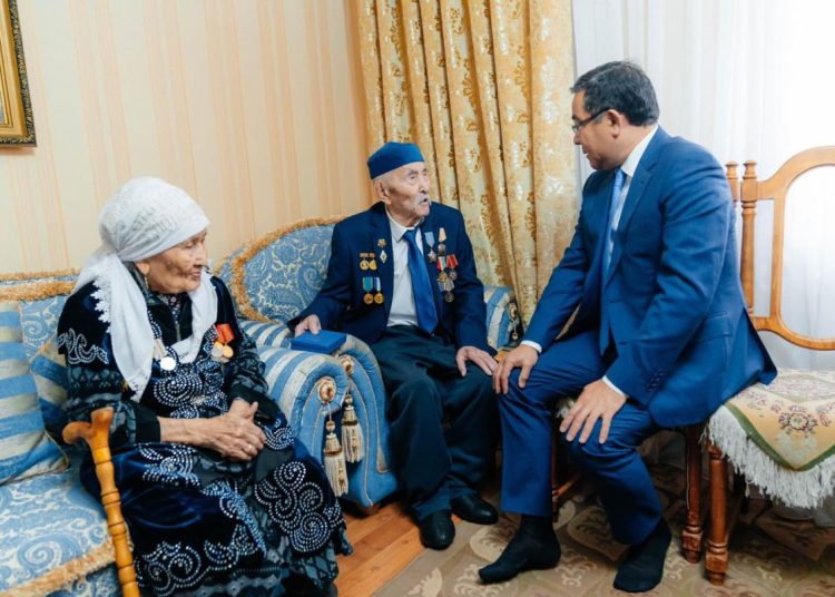 ҒАСЫРМЕН ҚҰРДАС ҚАРИЯҒА МАРАПАТ