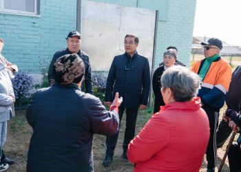 Нұрлан Ұранхаев Жарқын ауылының тұрғындарымен кездесті  