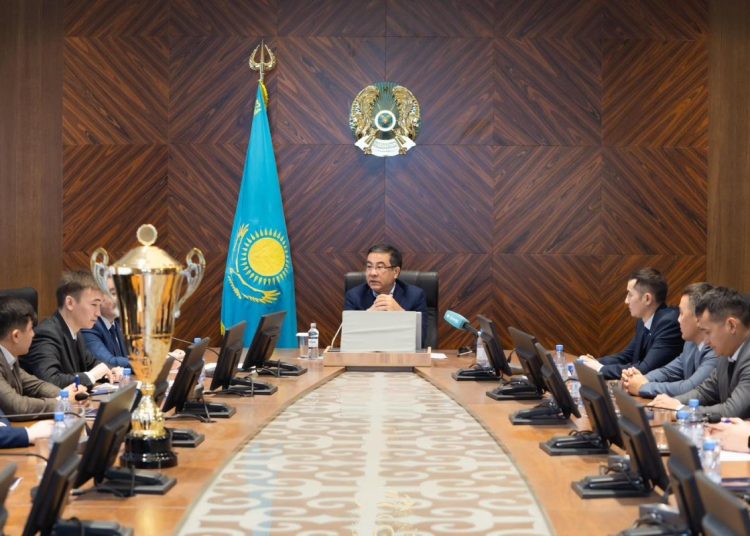 Облыс әкімі жастармен жүздесті