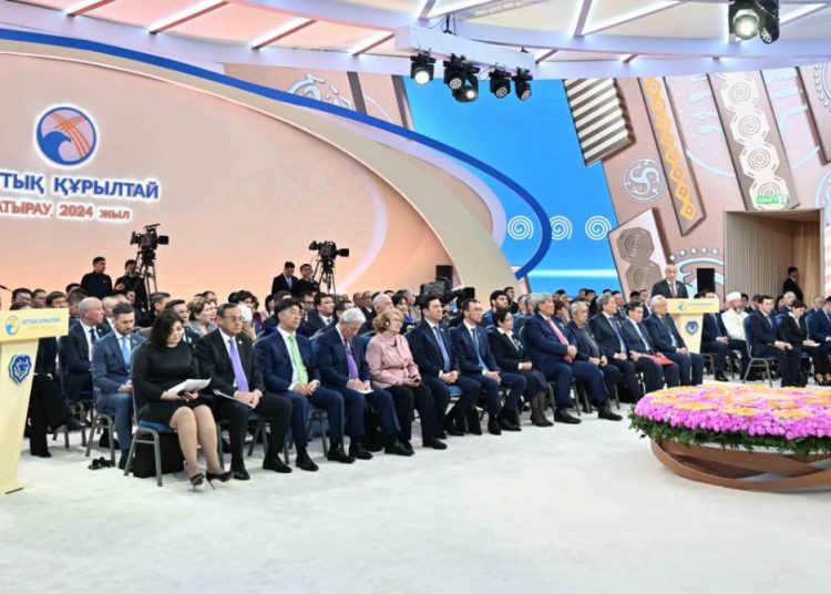 «Біз аста-төк той жасауға емес, салмақты зерттеу жүргізуге баса мән беруіміз керек»