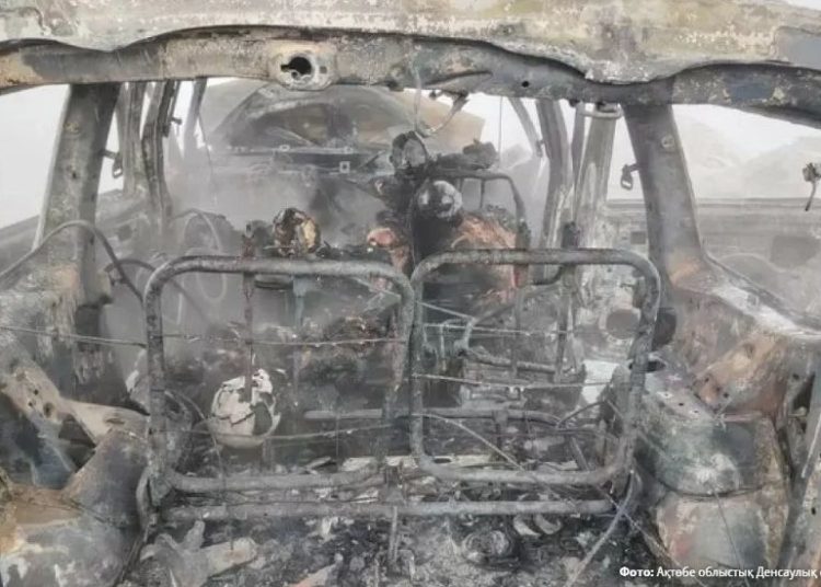 Ақтөбеде жол апатынан мектеп оқушылары көлікте тірідей жанып кетті