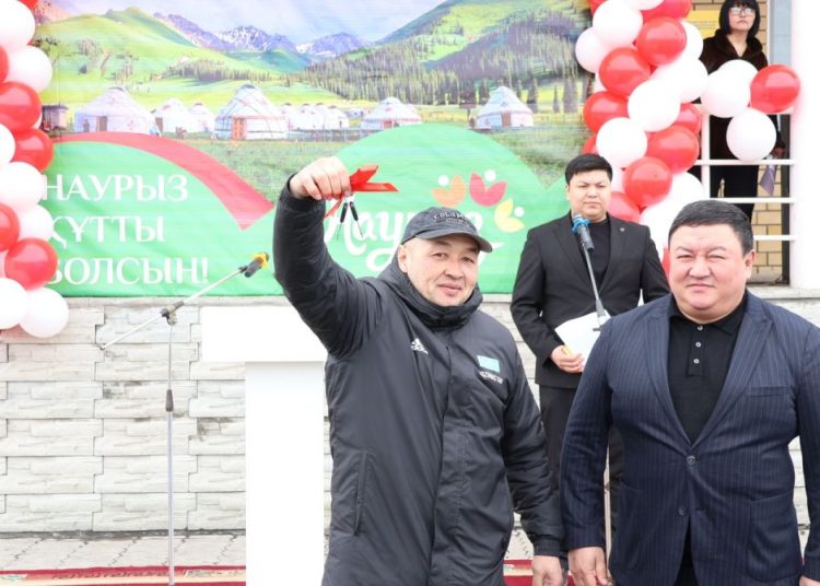 Көлік кілті табыс етілді