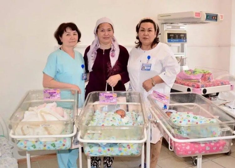 Түркістан тұрғыны 40 жасында үшем босанды