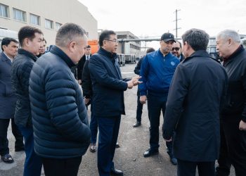 Аймақ басшысы кәсіпорындарды аралады