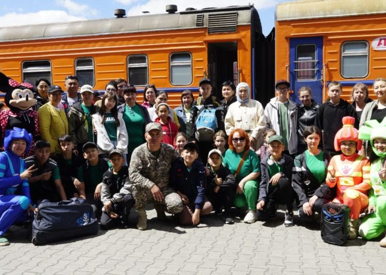 ӘСКЕРИ БАЛАЛАРЫНЫҢ КЕЗЕКТІ ЛЕГІ ЛАГЕРЬГЕ АТТАНДЫ